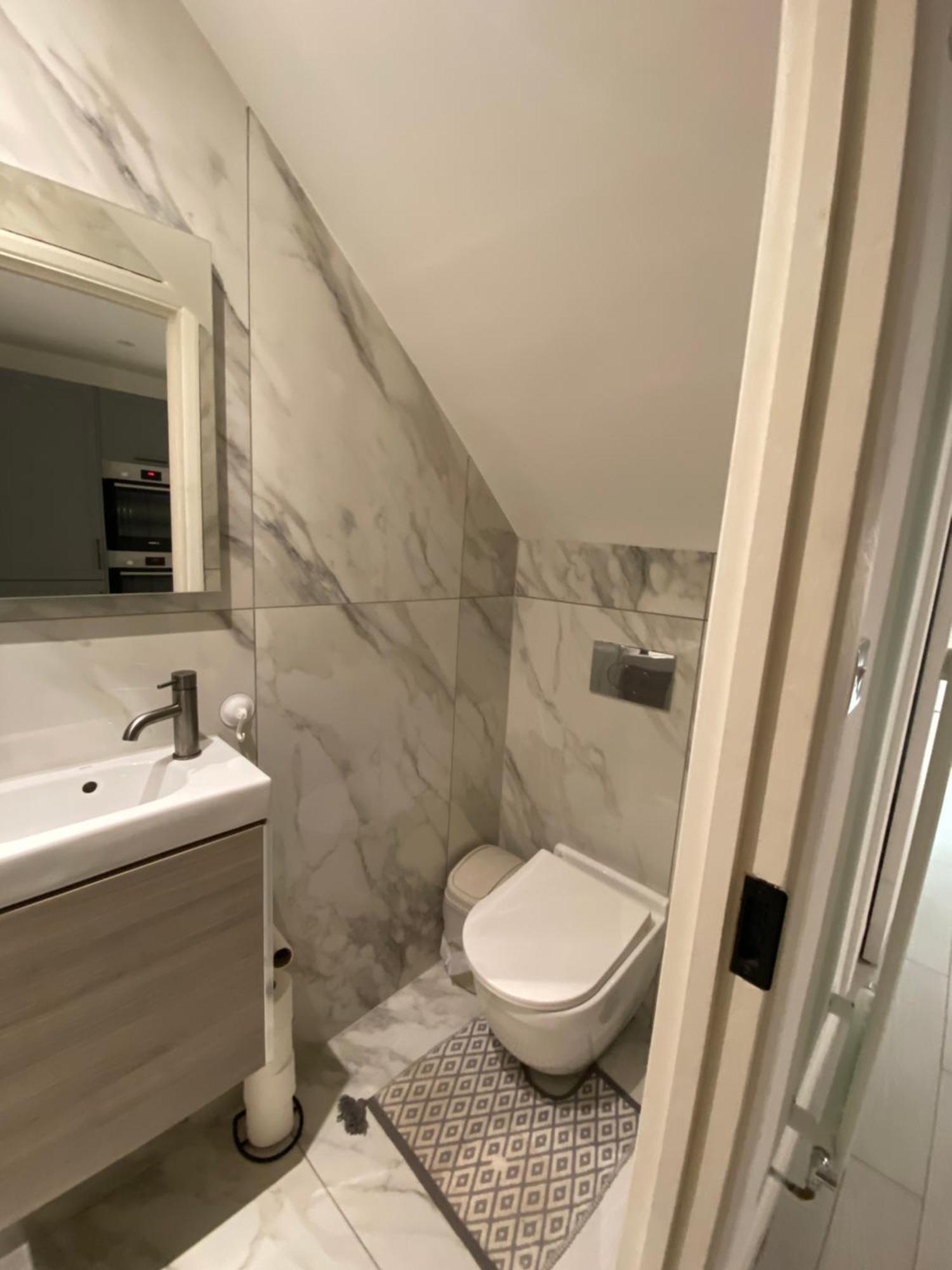 The Bay Apartment Edgware Dış mekan fotoğraf