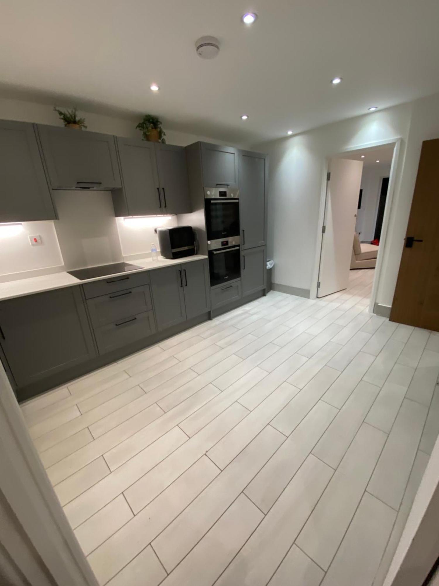 The Bay Apartment Edgware Dış mekan fotoğraf