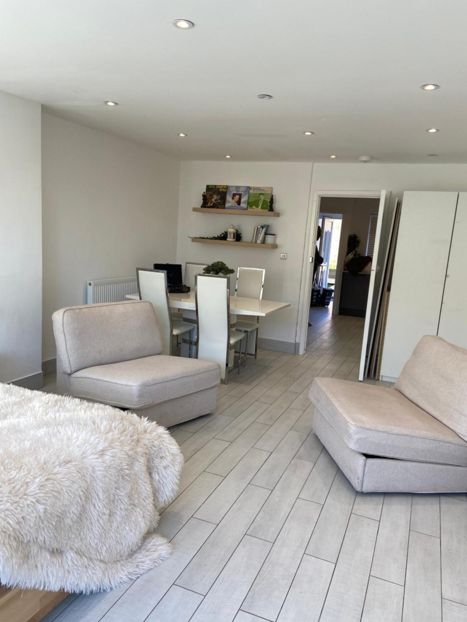 The Bay Apartment Edgware Dış mekan fotoğraf